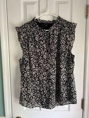 Sleeveless Floral Tie-Neck Blouse - Black/White